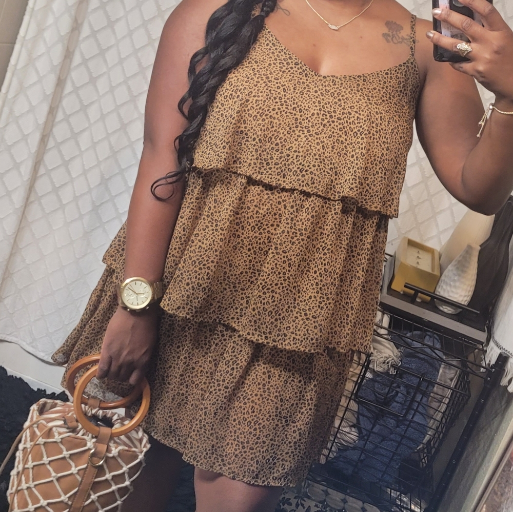 3 tiered Forever 21 dress worn twice